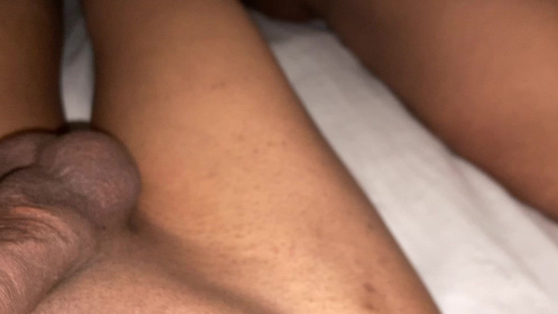 Ritu Bhabhi: Hostel Se Aayi Choti Behen Ke Sath First Time Sex...