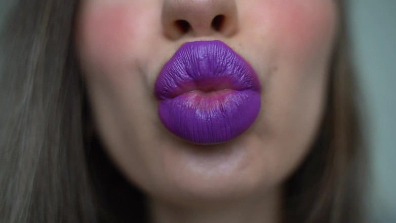 Rarible Diamond: Três tons de batom roxo