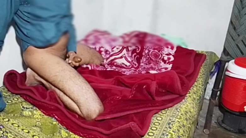 Abida sexy: Caldo india pakistano scopata ruvido dal vecchio patrigno