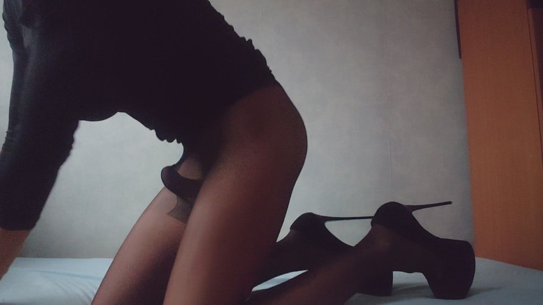 MicziCD: Nuốt tinh trùng của chính mình từ bao cao su