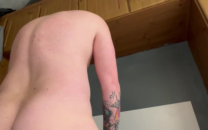 Filthy British couple: Dirty Talking British Wife Creaming All Over Daddy’s Dick