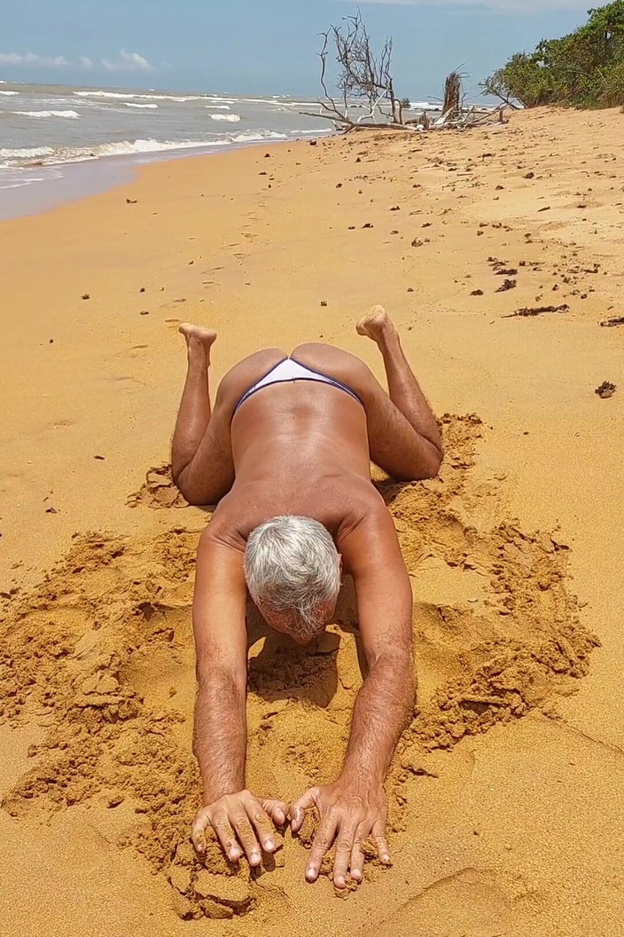 Ladysilvas: Ladysilva sulla spiaggia Che puttana culo caldo