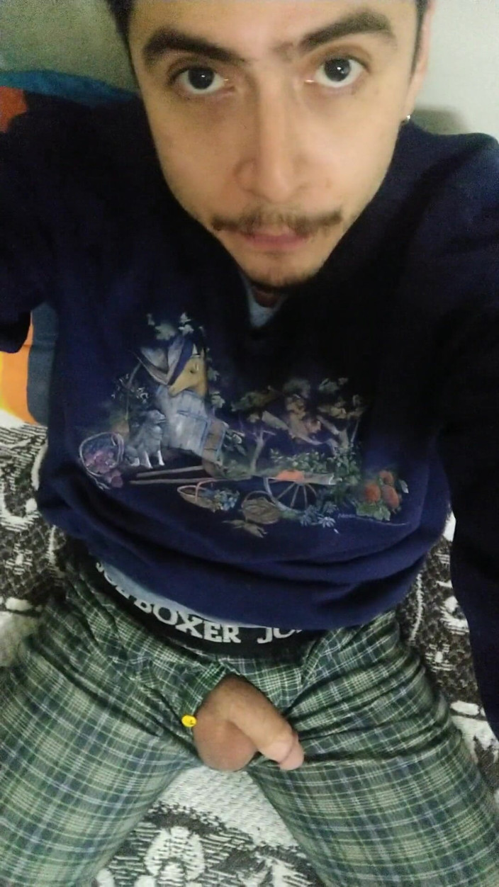 Tabasco Jake: Handsome Guy Showing off Flaccid Dick and Balls