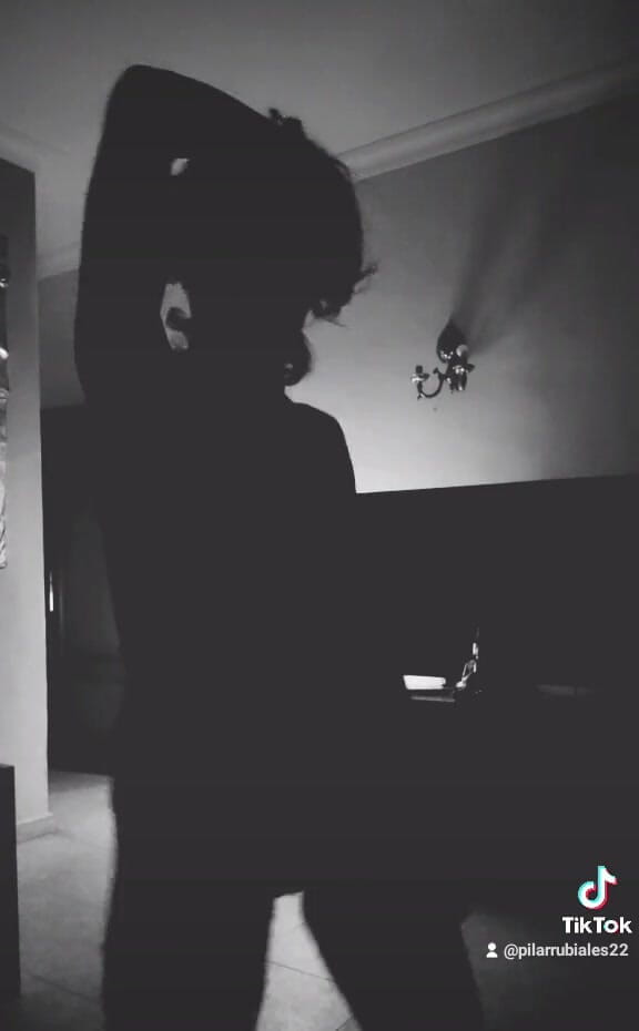 Sensualpolestar: 내 새로운 Tik Tok 아무도 나를 막을 수 없어, 그것은 당신을 위한 거야