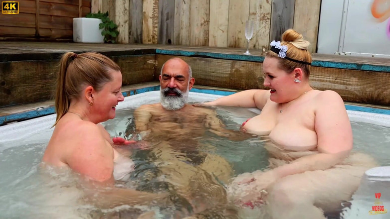 Marie X: Marie Get Este Umedă Și Perversă