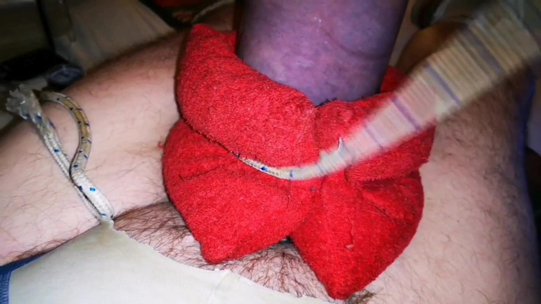 Monster_Meat_: Sepatu ukuran 44