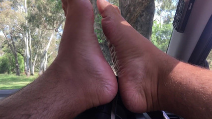 Manlyfoot: Rejs przez stolicę skończył się zamknięciem w więzieniu! - Manlyfoot Roadtrip -...