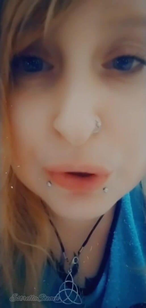 Estrella Steam: I stare at you while I smile at you
