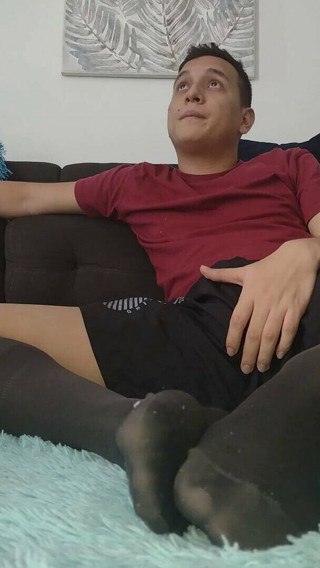 Tomas Styl: Suck These Latin Feet