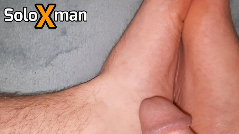 SoloXman: Ayaklarımı sikmeye çalışıyorum - soloxman