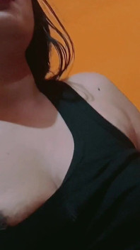 Une petite amie indienne sexy se fait baiser 1 gueen4desi