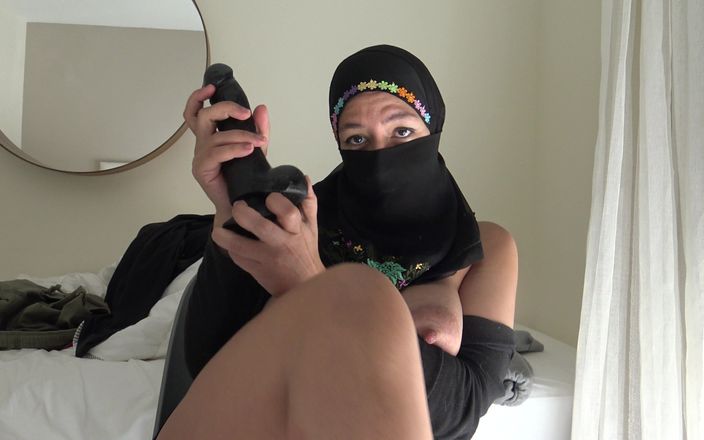 Souzan Halabi: Egyptian Bisexual Cuckold Wife BBC Black Dick