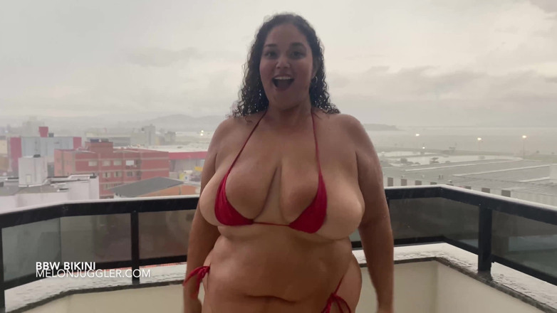 Busty BBW Latinas: Analua BBW Fabulous Full Curves in Micro Bikinis