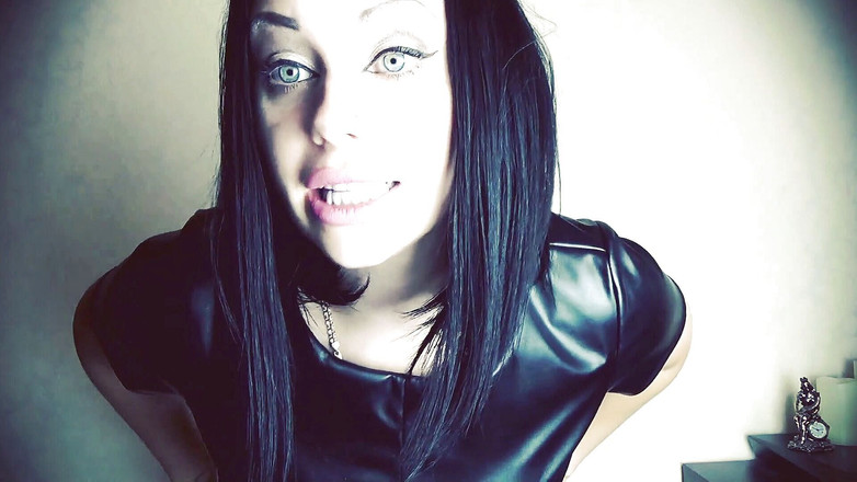 Goddess Misha Goldy: 长达一个月的边缘游戏！第一天