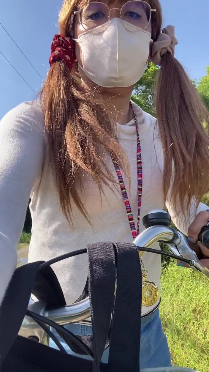 megu2002: No. 218 My Daily Routine a Walk with My Vaginal Vibrator