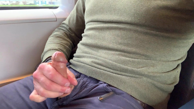 TJenner: Trende mastürbasyon, kalın boşalma