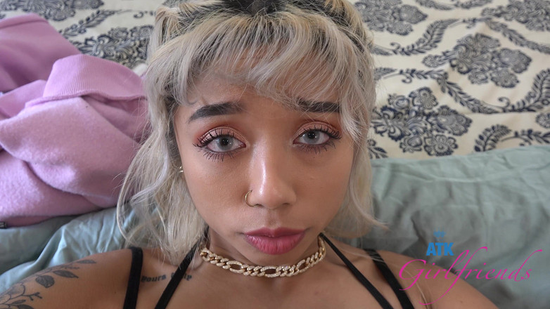 ATK Girlfriends: バーチャルデート