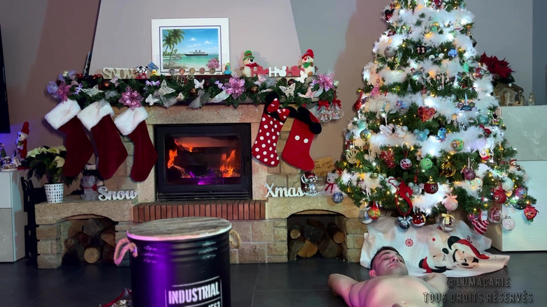 Lumacarie: Lucas Lumacarie šuká matky Vánoce.