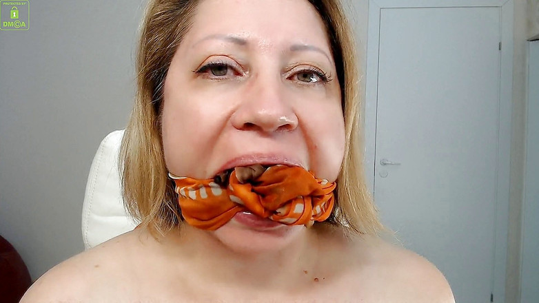 Dream Factory: Bâillonné