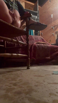 Water Cleanse, About to Burst and Bathroom Occupied. Mmmm Watch Me Relieve Myself in Cold Shed, Now I’m Super Aroused!