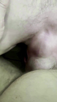 A Married Man Gave a Young Delivery Man a Hard Blowjob. Asmr
