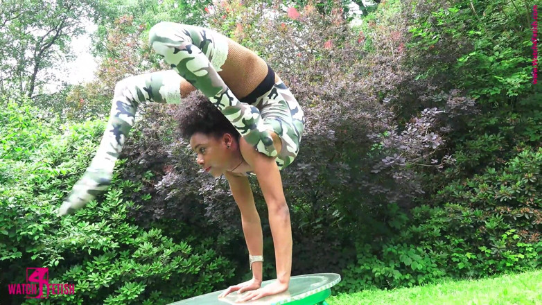 Gymnastic: Acrobatiek buitenshuis