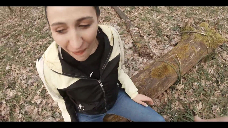 YSP Studio: Прогулянка для пролісків перетворилася на соковитий мінет посеред лісу