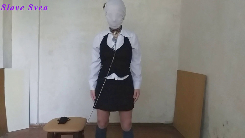 Angelinga: Auto-pedepsire cu fată sclavă