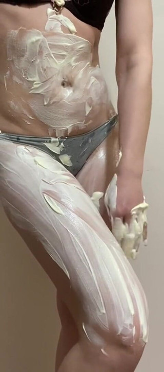 Monnycka: So weet baby with sweety cream