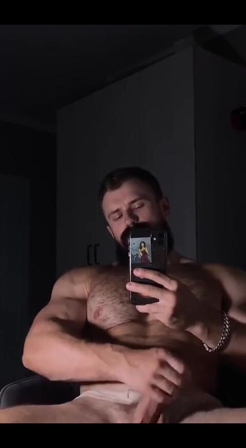 Mister Stone: Groeiende