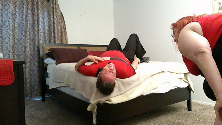 BBW nurse Vicki adventures with friends: Blooper sentado en la cara