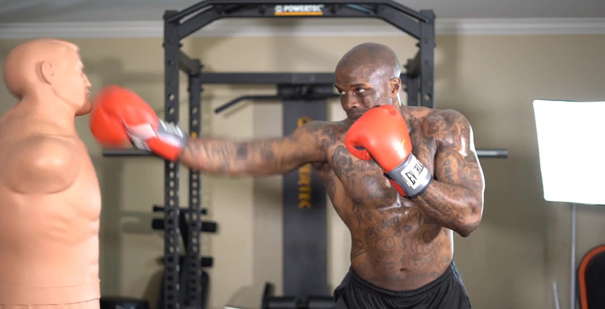Hallelujah Johnson: Boxing Workout the High-intensity, Short Bouts of Saq Drills Make...