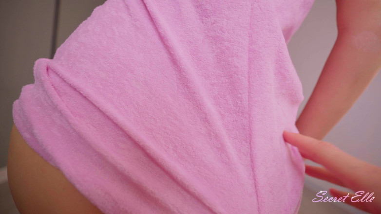 Secret_elle: She Ruthlessly Inspects His Massive Dick Claims with Her Throat