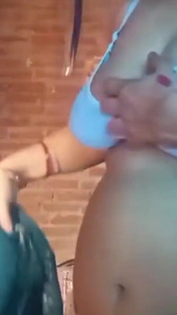 New Bhabhi Having Nude Show with Fingers