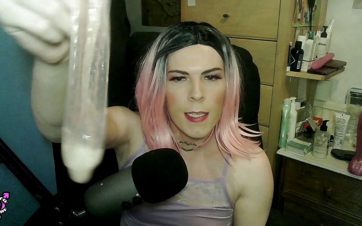 Jessica Bloom: Sissygasm Condom Milkshake sväljer