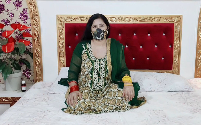NabilaShehzadi: 웨딩 드레스를 입고 딜도로 섹스하는 가장 아름다운 힌디어 미시 신부