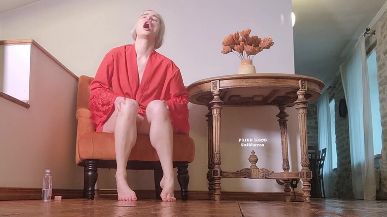 Faith Eros: Scratchy Idiot