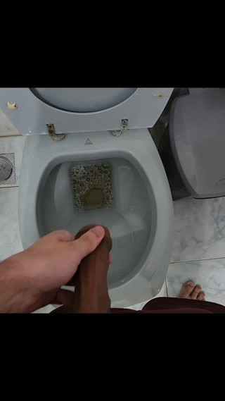 Lkdick8: Pee Video.