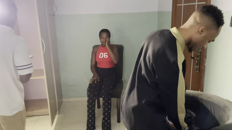 Africanbestsex007: Üzerime işe bebeğim... Sahne Arkası