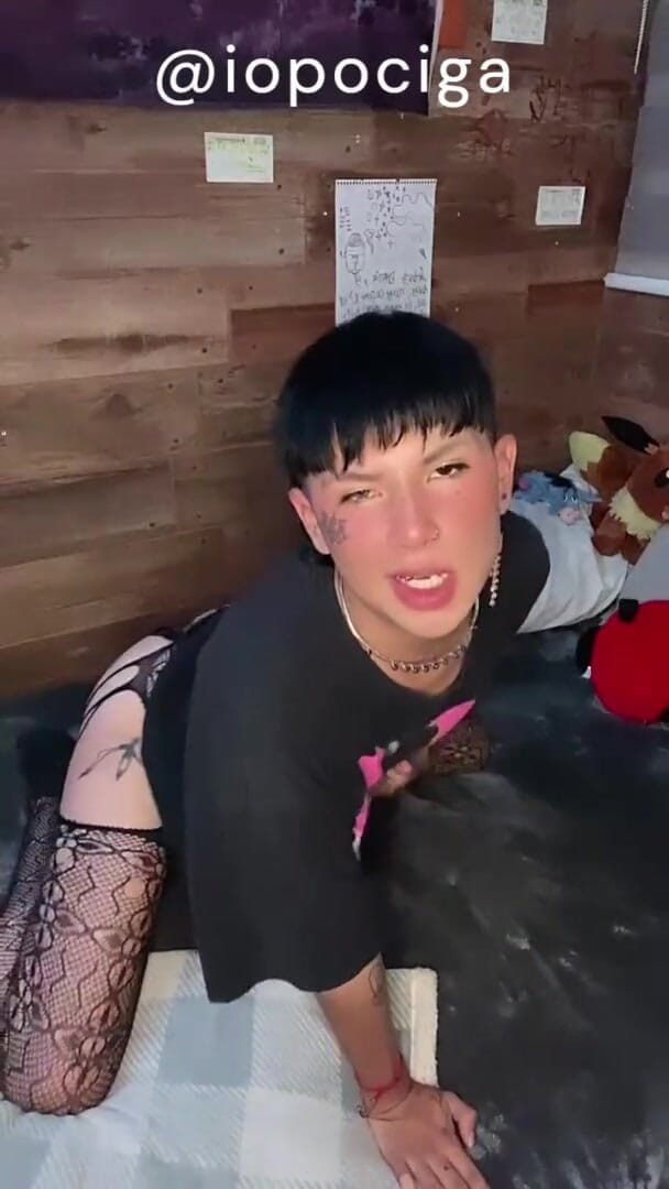 Flumenar: Gewoon mooi zijn voor papa in webcam