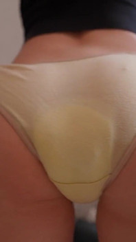 Peeing in the Incontinence Pad