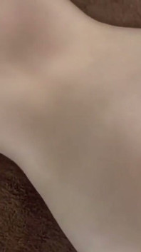 Uncensored Creampie - Charming Beauty with a Tiny Face and Perfect Waist Requests Extra Oil - 1