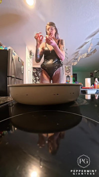 Giantess Serves up Chicken Piccata in 8-inch Heels & Black Lingerie