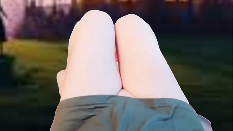Kitty_Cross: 1 Hands-free Cumshot Cute Legs White Thighs Shemale