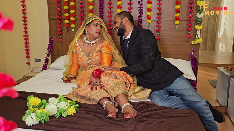 Xflame Movies: Razia Bhabhi трахнул клиент ее тугую киску и девственную киску