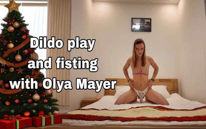 OlyaMayer: 与trans olya mayer的假阳具骑乘和拳交