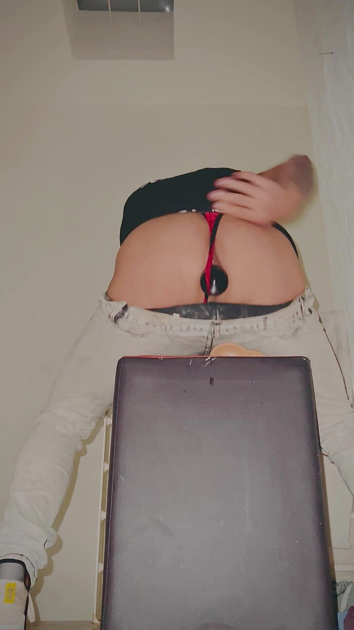 Deep boy: 큰 플러그를 파괴하는 미 후장