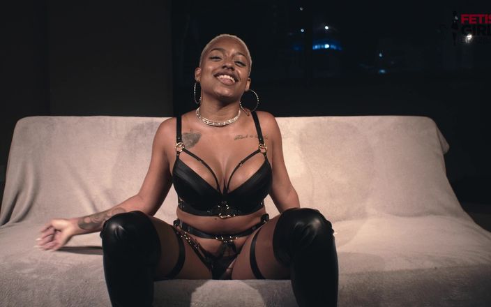 Fetish Girls Brazil: Vicky menage和carlao Villar，他22厘米的鸡巴准备做爱
