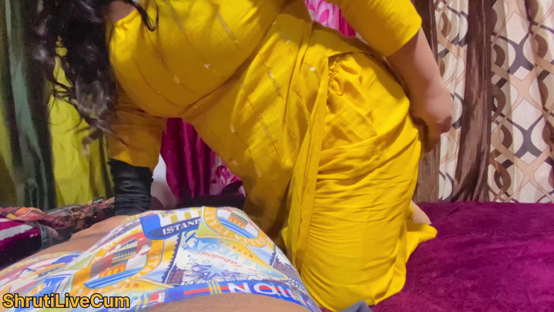 ShrutiLiveCum: Indian Desi Stepdaughter Fuck by Young Old Man Father-in-law Hindi...
