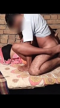 Našel jsem svou tchýni sám v posteli a velmi tvrdě jsem ji ošukal